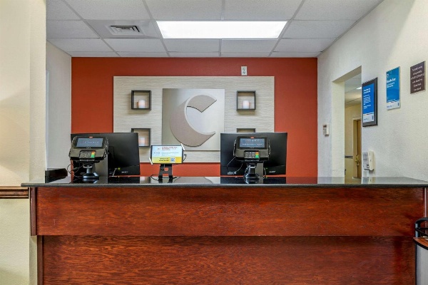 Comfort Inn Kissimmee Main image